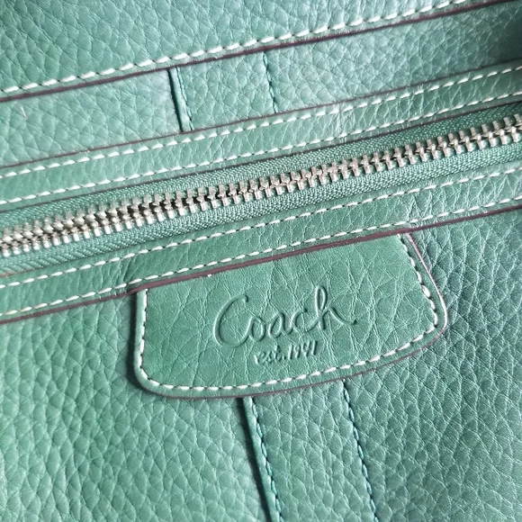 Coach Penelope Green Leather Tote Bag - Picture 4 of 12